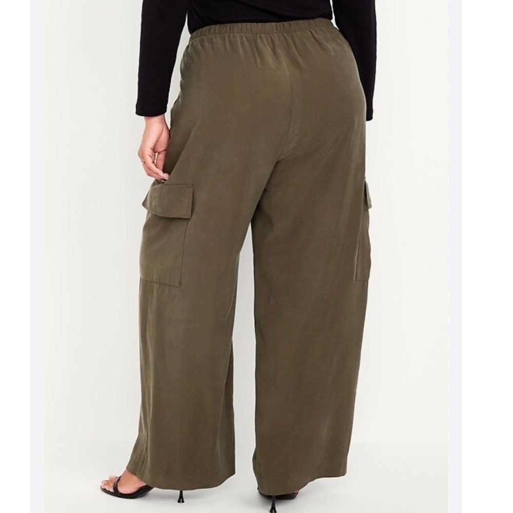 Old Navy Extra High-Waisted Drapey Cargo Super Wide-Leg Pants Sz XXL Olive Green - Picture 3 of 16